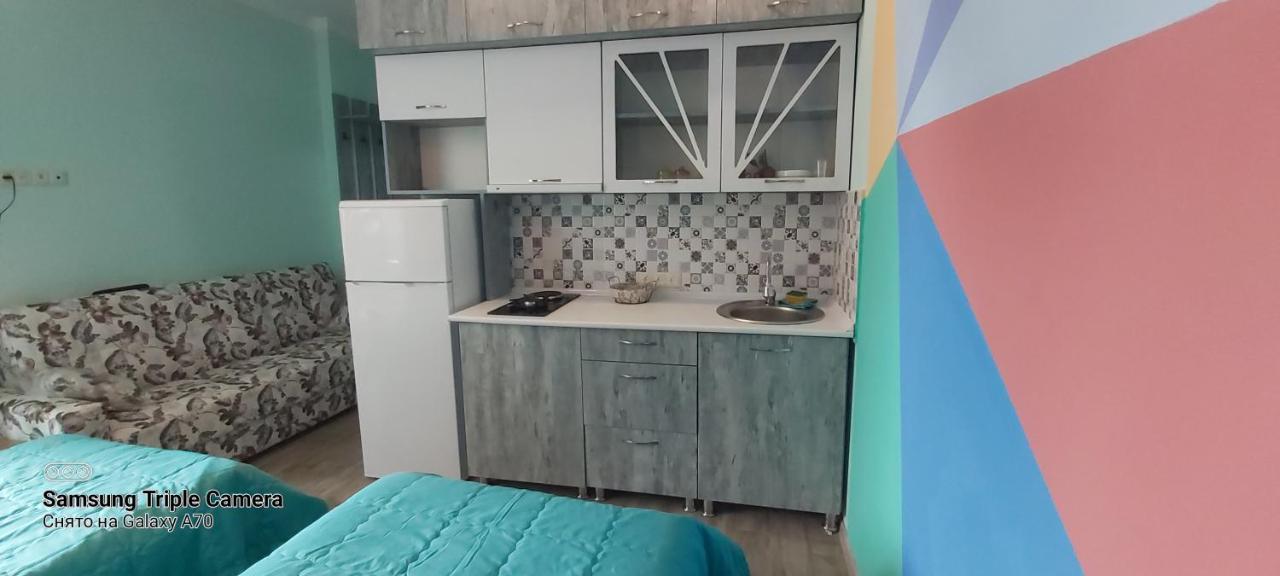 Студия Радуга У Моря Колхида Batumi Exterior photo